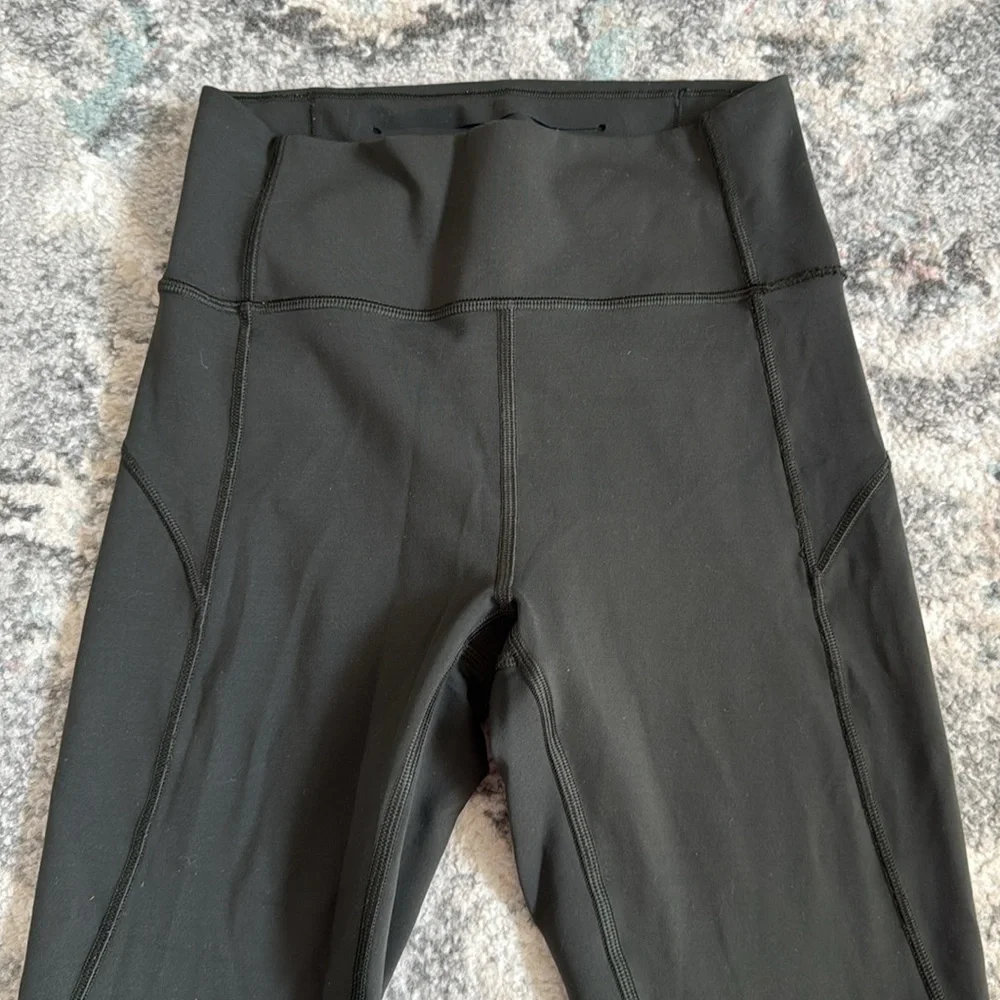 Lululemon In Movement Crop *Everlux 19